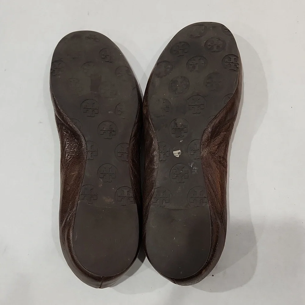 Tory Burch Flats With Gold Logo Size 7